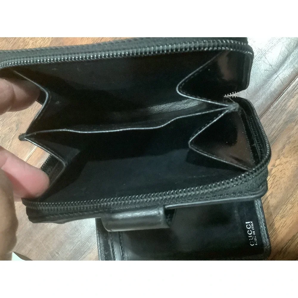 gucci wallet men authentic used